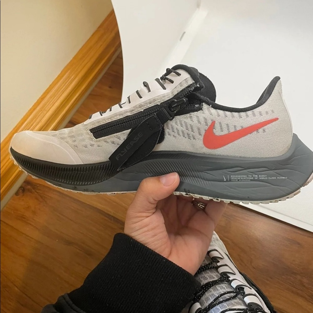Nike Air Zoom Pegasus 37 Flyease Women's Running Shoe 7.5